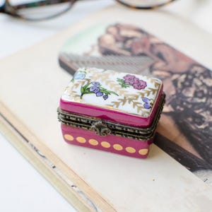 Vintage porcelain trinket box, gold and flowers painted pill box, box for unique piece of jewelry