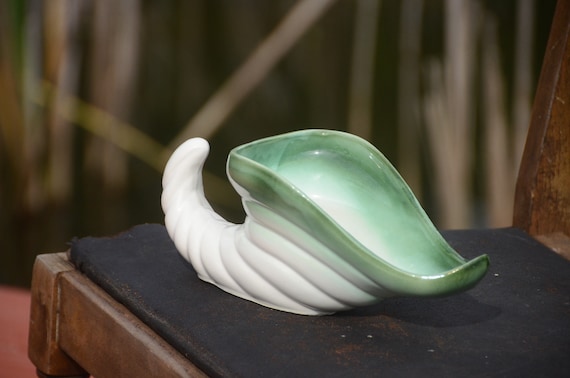 Mid-century Planter | Regal CORNUCOPIA PLANTER Vase | USA Pottery