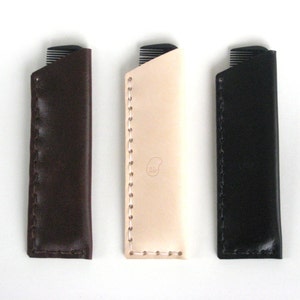 Leather Comb Sleeve image 2