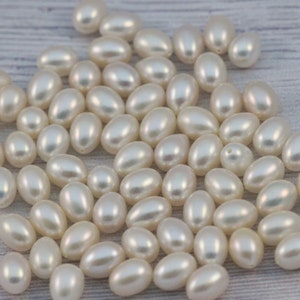 8-8.5mm Tear drop oval white natural freshwater pearl half drilled beads / bridesmaid jewelry / 10 pcs
