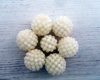 14mm White Natural Mother of Pearl MOP Bead / Gumball Style Ball Beads / Berry Chunky Beads / Jewelry Making / 1 pcs