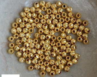 3 mm ダイヤモンドカットビーズ / 金メッキビーズ / 小さな金ビーズ / スペーサービーズ / ファセットビーズ / ボールビーズ / ビーズ用品 / ゴールド金具 50 個