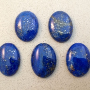 Lapis cabochon / Oval cabochon / natural Lapis / Lapis Lazuli / Blue Lapis / Loose cabochons / semi precious stone / 14X10mm / 2 or 4 pcs