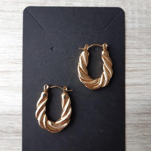 Elegante twisted gold earrings, stainless steel, 18K gold plated, beautiful design, gift for her, beautiful jewelry.