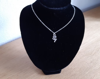 Silver necklace with silver rose, chain is 15,75 inches long, gold-plated carbine, graceful chain, gilrs, woman.