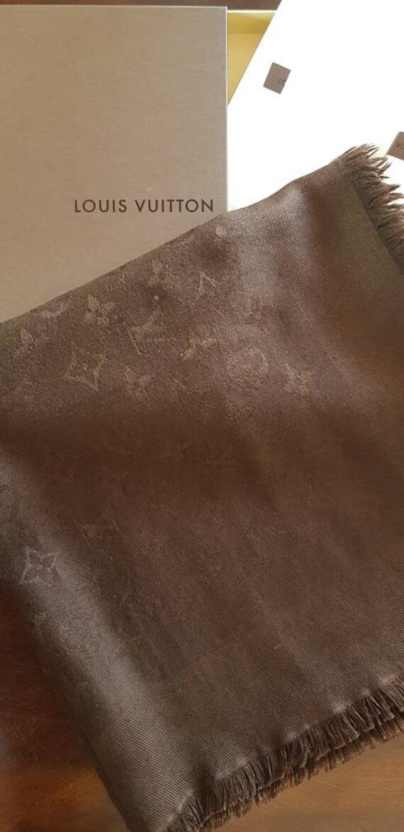 Louis Vuitton - Authenticated Scarf - Silk Brown for Women, Very Good Condition