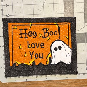 Mini quilt gift Hey Boo image 6