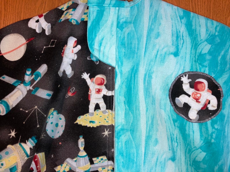 EXTRA LARGE Magic Zzleeper Blanket Astronauts in Outer Space