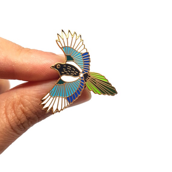 Magpie brooch cheap