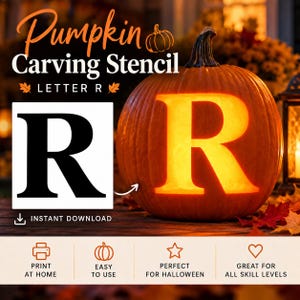 Puede incluir: Una plantilla digital para tallar calabazas con la letra R en una fuente serif negrita. El diseño incluye el texto Pumpkin Carving Stencil Letter R e Instant Download. Una calabaza naranja tallada muestra la letra R iluminada.