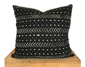 Mudcloth Pillow Cover, African Mud Cloth Pillow, Black and White | 'Elliott'