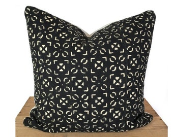 Handgemachter afrikanischer Schlammtuch Kissenbezug, Schwarz-Weiß-Bogolan, 50 cm