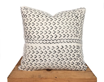 Mudcloth Pillow Cover | Authentic Mud Cloth Pillows | 'Laguna'