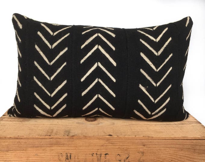 Cream and Black Pillows Cushion Pillow Cover, Natural Pillows , Home Decorative Pillows , Black
