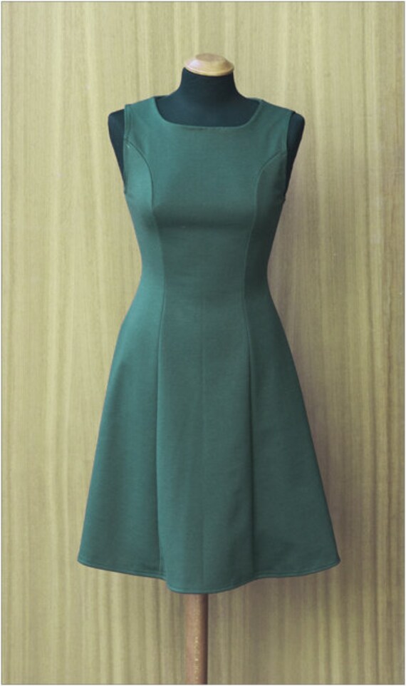 Fifties Sixties vintage style minimal dress