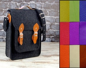 carrying macbook pro in backpack