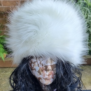 Fluffy Cream - Ivory- Luxury Faux Fur Hat -Polar Fleece Lining-Fur Hat-Fake Fur Hat-Winter Hat-Long Fur Hat-Cossack Hat-Cream Fur Hat
