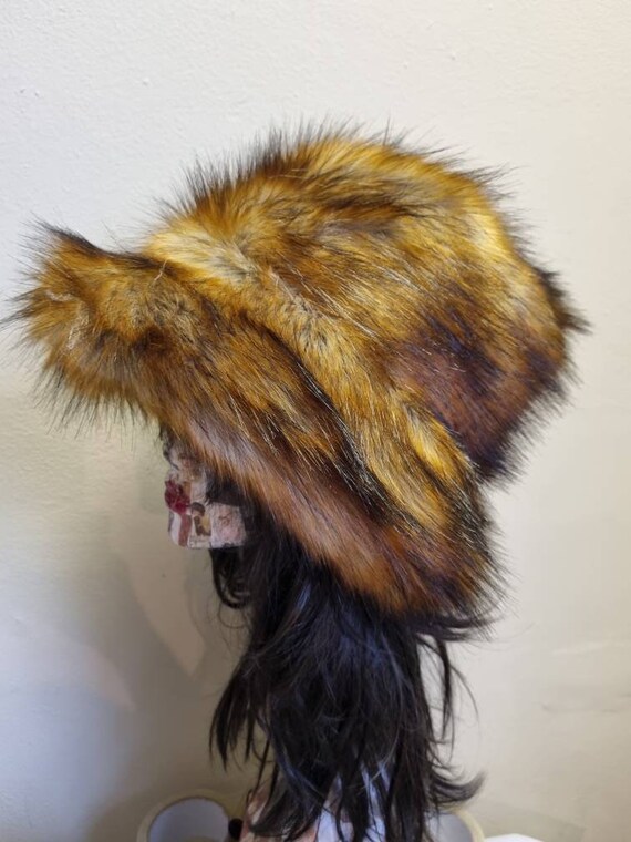 oversized Luxury Faux Fox Bucket 