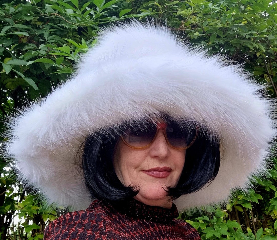 Extra Wideoversized Wire Brim White Fuzzy Bucket Hatwhite Fur Hat