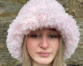 Curly Frills Baby Pink Faux Fur Bucket Hat-festival Hat-floppy Hat