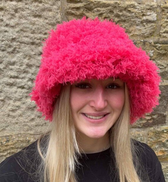 Frilly Pink Faux Fur Bucket Hat 