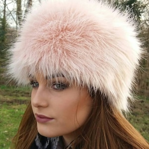 Pale Peachy Pink Luxury Faux Fur Hat-Polar Fleece Lining-Ladies Winter Hat-Fake Fur Hat-Faux Fur Hat-Fur Hat-Fleece Hat-Winter Hat-Pink Fur