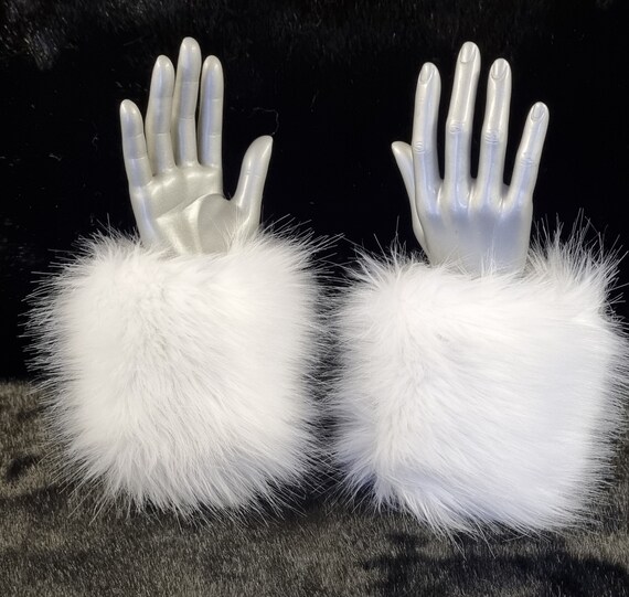 Peluche a forma di coniglio Pelliccia sintetica bianca | DIOR
