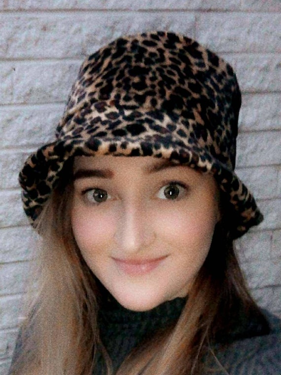 Leopard Print Short Faux Fur Bucket Hat 