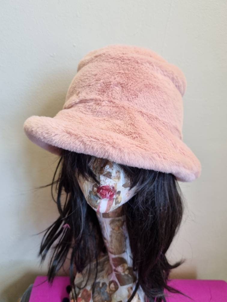 Baby Pink Short Faux Fur Bucket Hat-festival Hat-floppy Hat-fur Hat-fake  Fur Hat-rave Hat-fur Hat Pink Fur Hat Furry Bucket Hat-pale Pink - Etsy