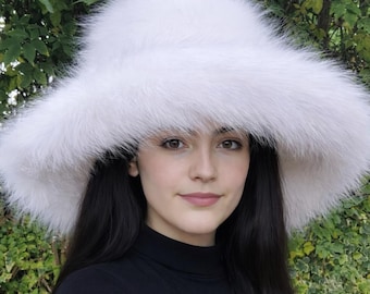 Wide Brim Bucket Hats