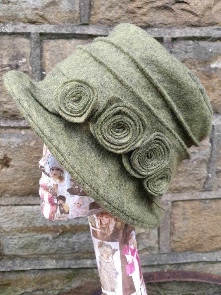 felt flapper hat