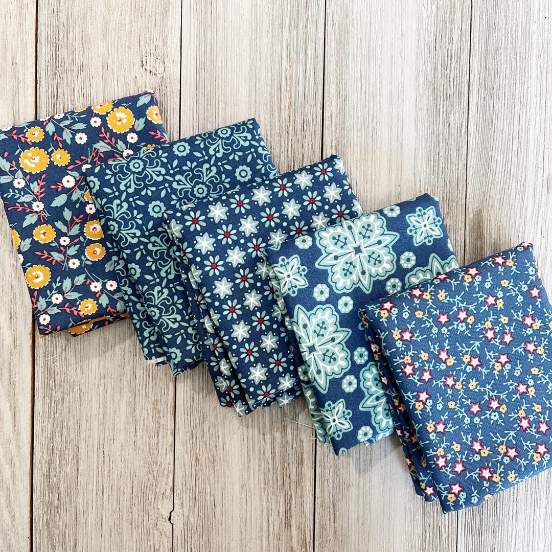 Americana by Lori Holt Fat Quarter Bundle of 5 in Navy Blue / Denim ...