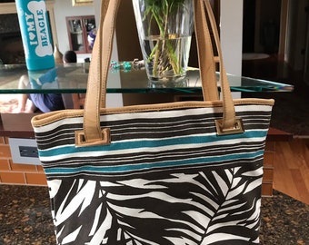 NEW Tommy Bahama Shopping Tote Bag Cotton Canvas Beach Palm Green White Cyprus