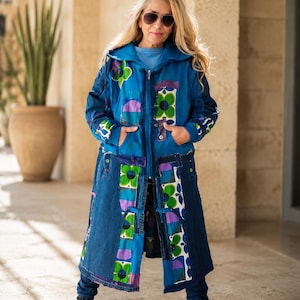 Chaqueta vaquera con capucha de talla grande, gabardina larga bohemia floral 3XL, abrigo vaquero de patchwork