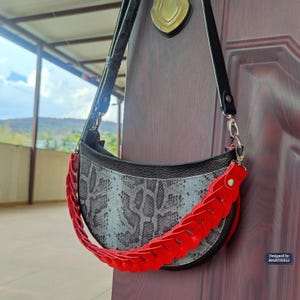Black/Red Leather Shoulder Bag Italian Leather Crossbody Purse Luxury Round Bag Stylish Snake Print Leather Bag Handcrafted Animal Print Bag