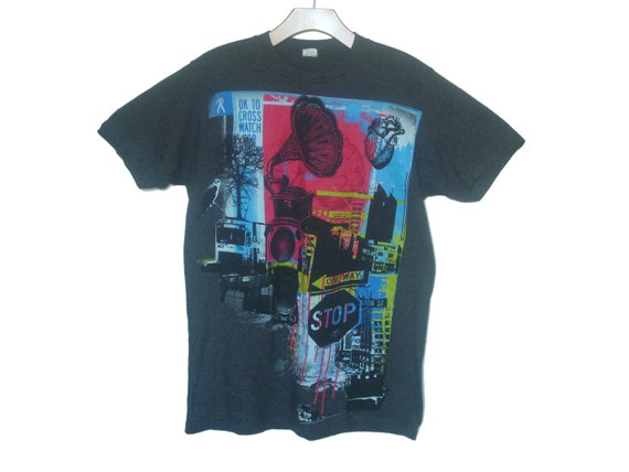 Vintage 90s T-shirt Urban Streetwear Cityscape Men's Small