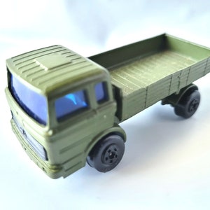 Matchbox LESNEY Army Wireless Truck No. 68 & Original Box