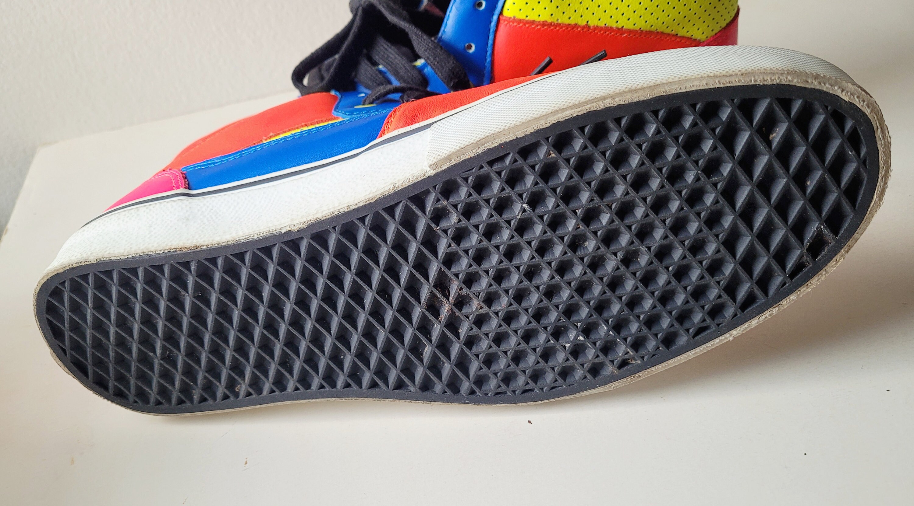 【Vans】☆スニーカー☆ Skate Half Cab Neon Shoe Vans Skate Half Cab Neon – Civil