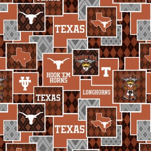 K&ouml;nnte beinhalten: Ein sich wiederholendes Muster mit dem Texas Longhorns-Logo und dem Wort "TEXAS" in Wei&szlig; auf einem orangefarbenen Hintergrund. Das Design umfasst Rauten- und Argyle-Muster in Braun- und Graut&ouml;nen, mit dem Longhorn-Maskottchen und der Umriss des Bundesstaates.