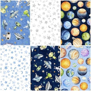 Tessuto 100% cotone con alieni, spazio, pianeti, luna e stelle di QT Fabrics! 6 modelli disponibili.