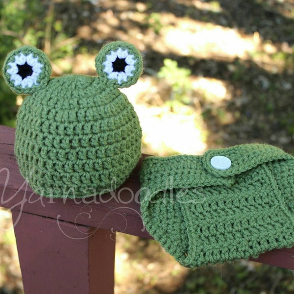 Newborn Frog Set, Crochet Frog Hat, Frog Diaper Cover, Frog Baby Shower Set, Frog Baby Gift Set, Frog Beanie Hat, Frog Baby Photo Prop Set