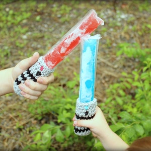 Lightsaber Sleeve, Star Wars Party, Popsicle Sleeve, Popsicle Holder, Lightsaber Popsicles, Popsicle Cozy, Star Wars Cozy, Star Wars Favor