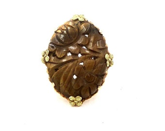 VINTAGE STATEMENT RING 10K Yellow Gold Carved Tigers Eye Floral Design Sz 7 E212F