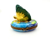 LIMOGES TRINKET BOX - France Porcelain Butterfly on Floral Heart- Peint Main Hand Painted - Vintage Chamart Exclusive