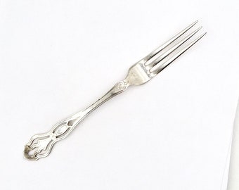 STERLING STRAWBERRY FORK - 925 Sterling Silver - R. Wallace & Sons 1910 Pattern 301 Strawberry Fork - Vintage Art Deco Antique