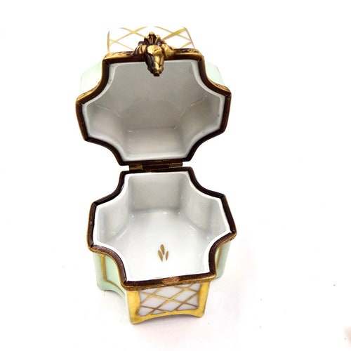 LIMOGES TRINKET BOX Floral Garden Porcelain Hexagon shops Perfume Chest Casket 4 Bottles Vintage