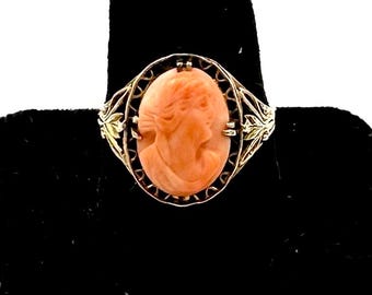 Anillo antiguo de oro amarillo de 10 quilates con camafeo de coral rojo tallado, talla 8