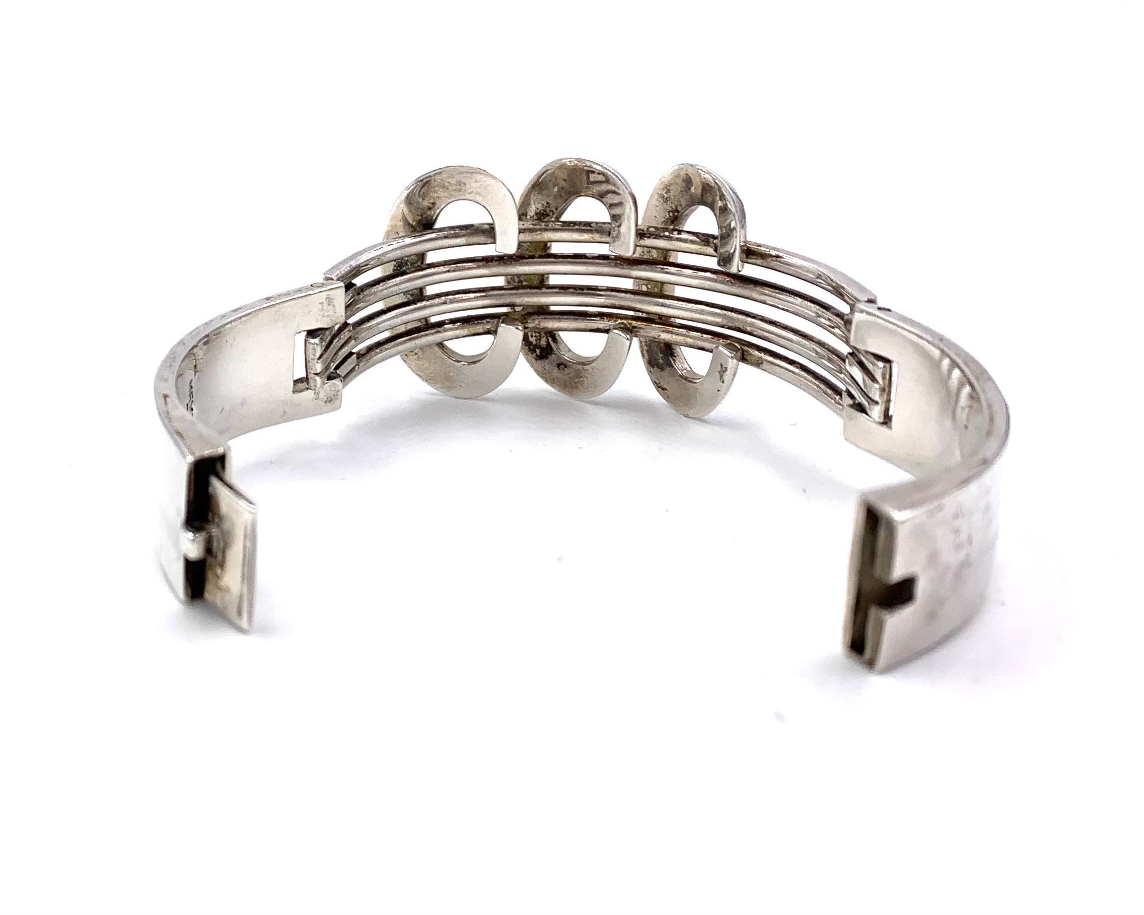 Vintage SIGI PINEDA DESIGN Sterling Silver Modernist Hinged Cuff 