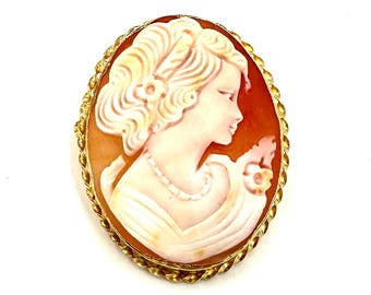 Vintage 14k Gold Cameo Brooch: Carved Shell Pendant Pin E568