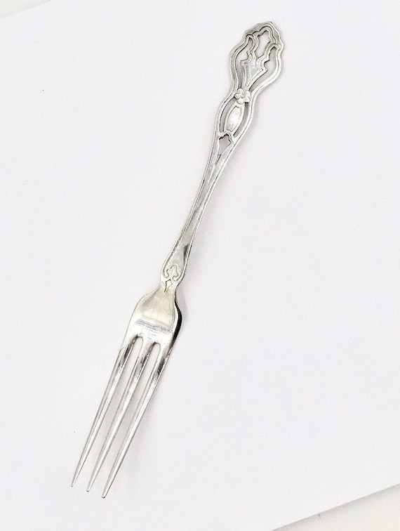 ***4" Sterling Silver Lily Strawberry or Appetizer Fork Marked 925 